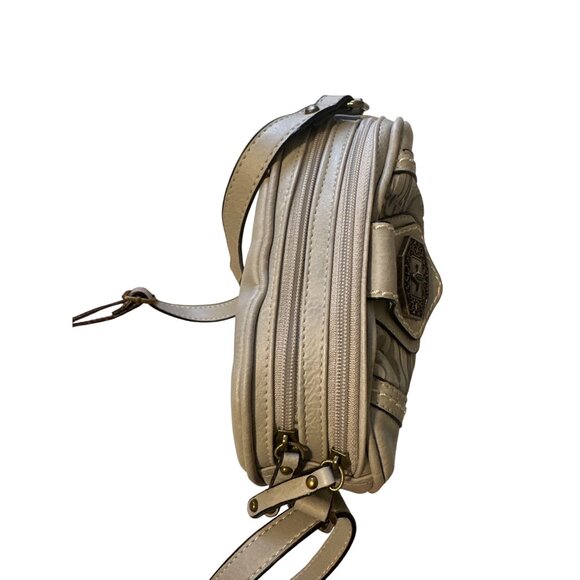 B.O.C. Embossed Ivory Faux Leather Mini Crossbody Bag With Adjustable Strap & Zi - Picture 3 of 6